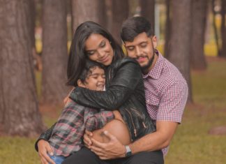 Helping Your Kid Cope With a New Baby on the Way